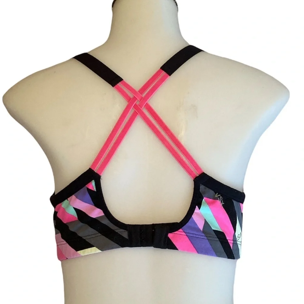 VICTORIA’S SECRET VSX 34B Sports Bra - Picture 2 of 9